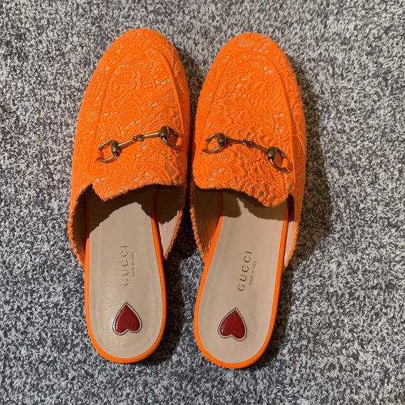 Gucci Lace Floral Princetown - Picture 6 of 16